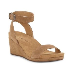 Women's Tan Wedge Sandals